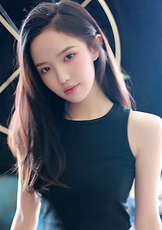 Date the member of your dreams: beautiful Asian Member Xin from Shanghai