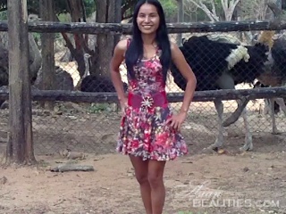 Girl video thumbnail