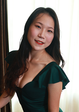 Gorgeous member profiles: caring China member Yang from Guiyang